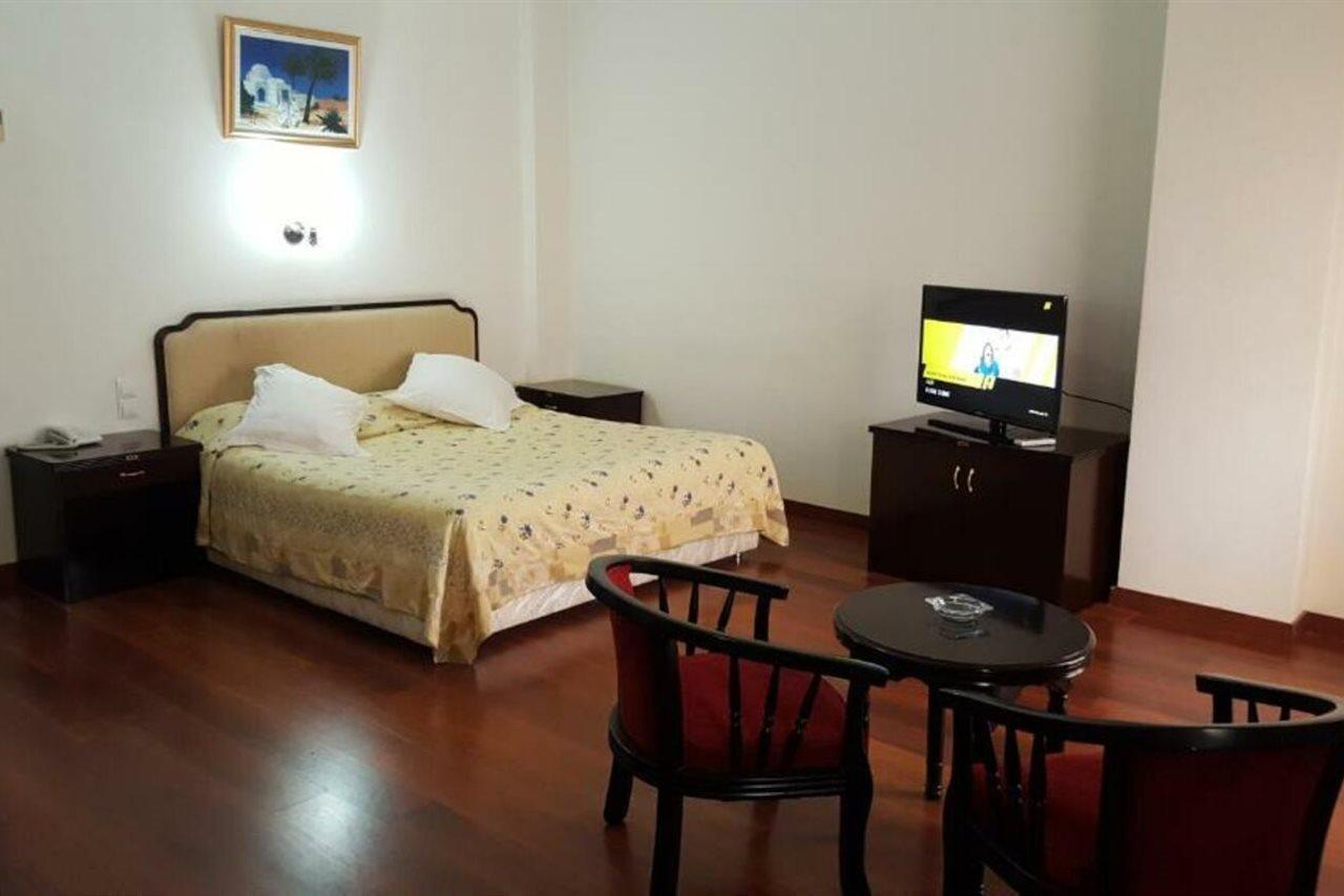 אנאבה Hotel Le Majestic מראה חיצוני תמונה